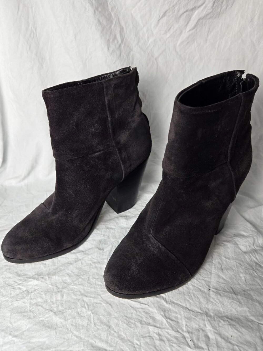 Rag & Bone Newbury Suede Ankle Boots Asphalt Made in Italy EU 37 (~US 6.5-7)